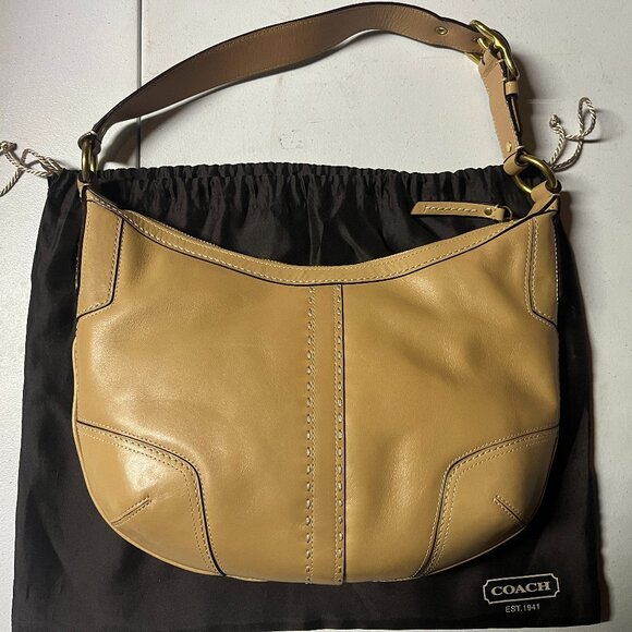 Coach Hampton Leather Shoulder Bag JO798-11544 - Picture 2 of 7